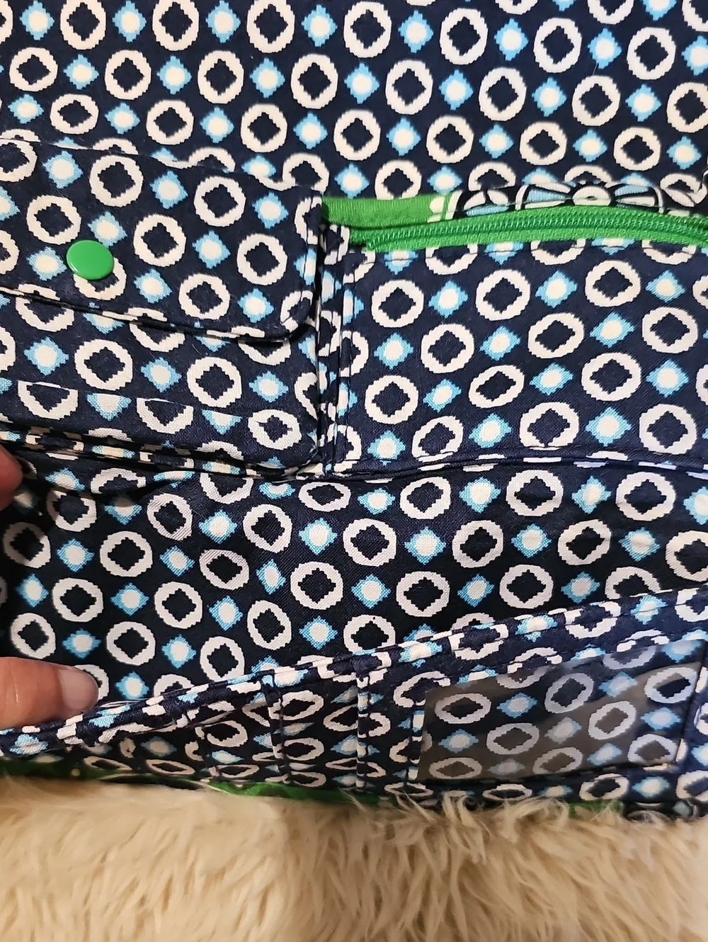 Vera Bradley Sleek Wallet IN Cupcake Green EUC